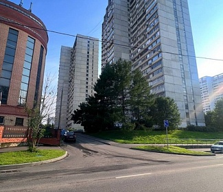 ������� 1/4 ���� � 3 �.�������� �. ������, ����������, ������ 1110